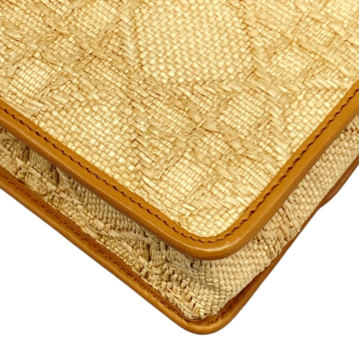 Dior Shoulder Bag 30 Montaigne Flap Beige Brown Gold — view 6