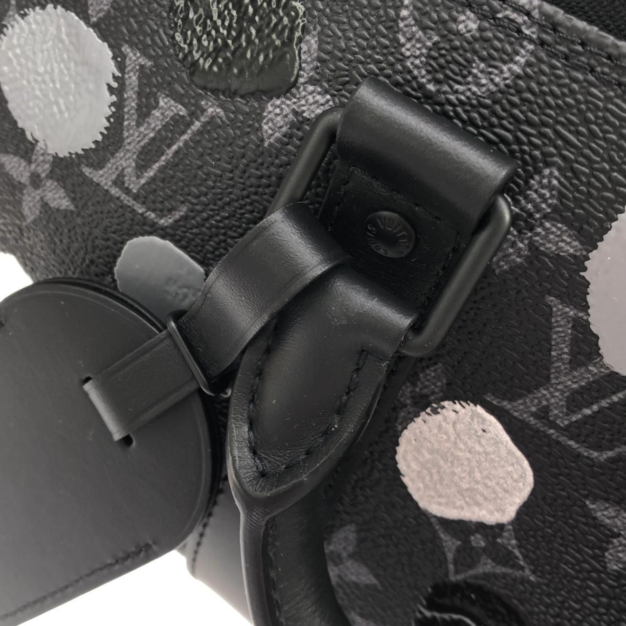 Louis Vuitton Monogram Eclipse Keepall Bandouliere 25 cm Boston — view 5