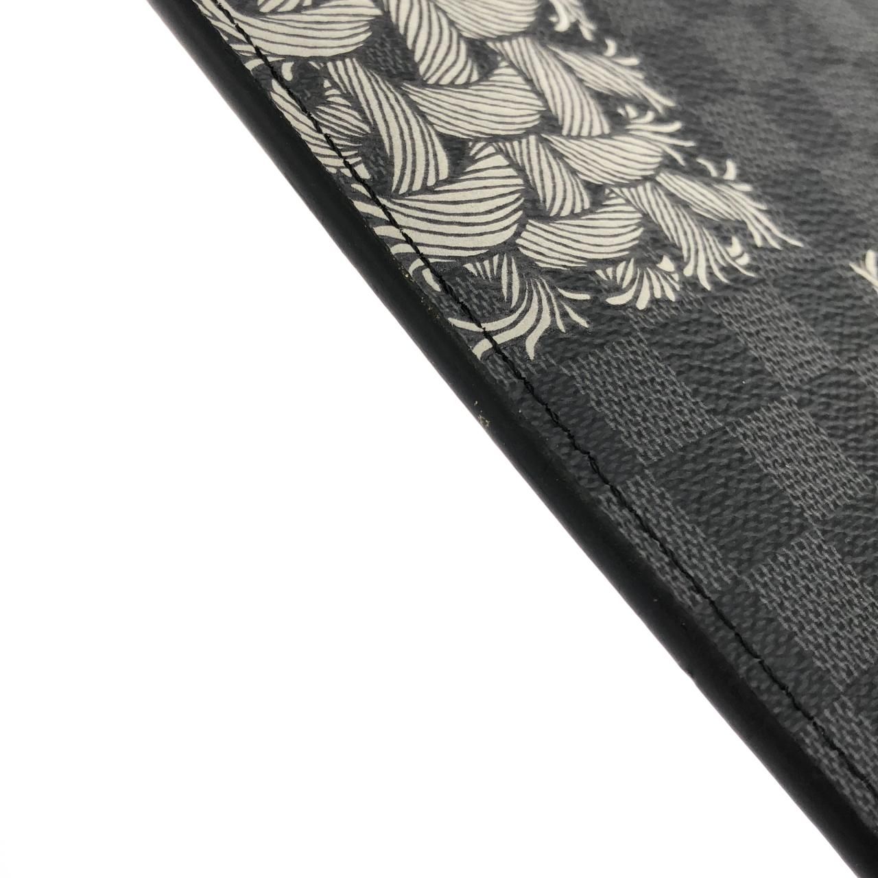 Louis Vuitton Damier Graphite Pochette Jour GM — view 6