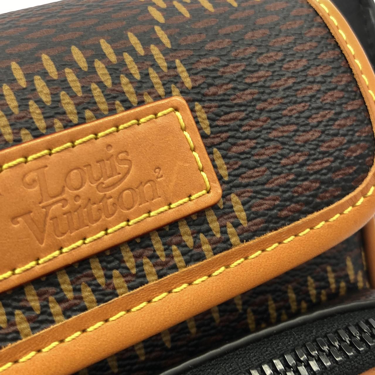 Louis Vuitton Damier Giant Amazon Messenger Shoulder — view 4