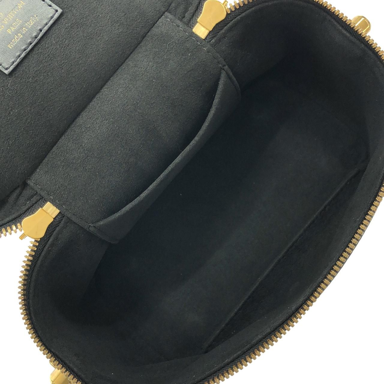 Louis Vuitton Gameon Monogram Vanity PM — view 9