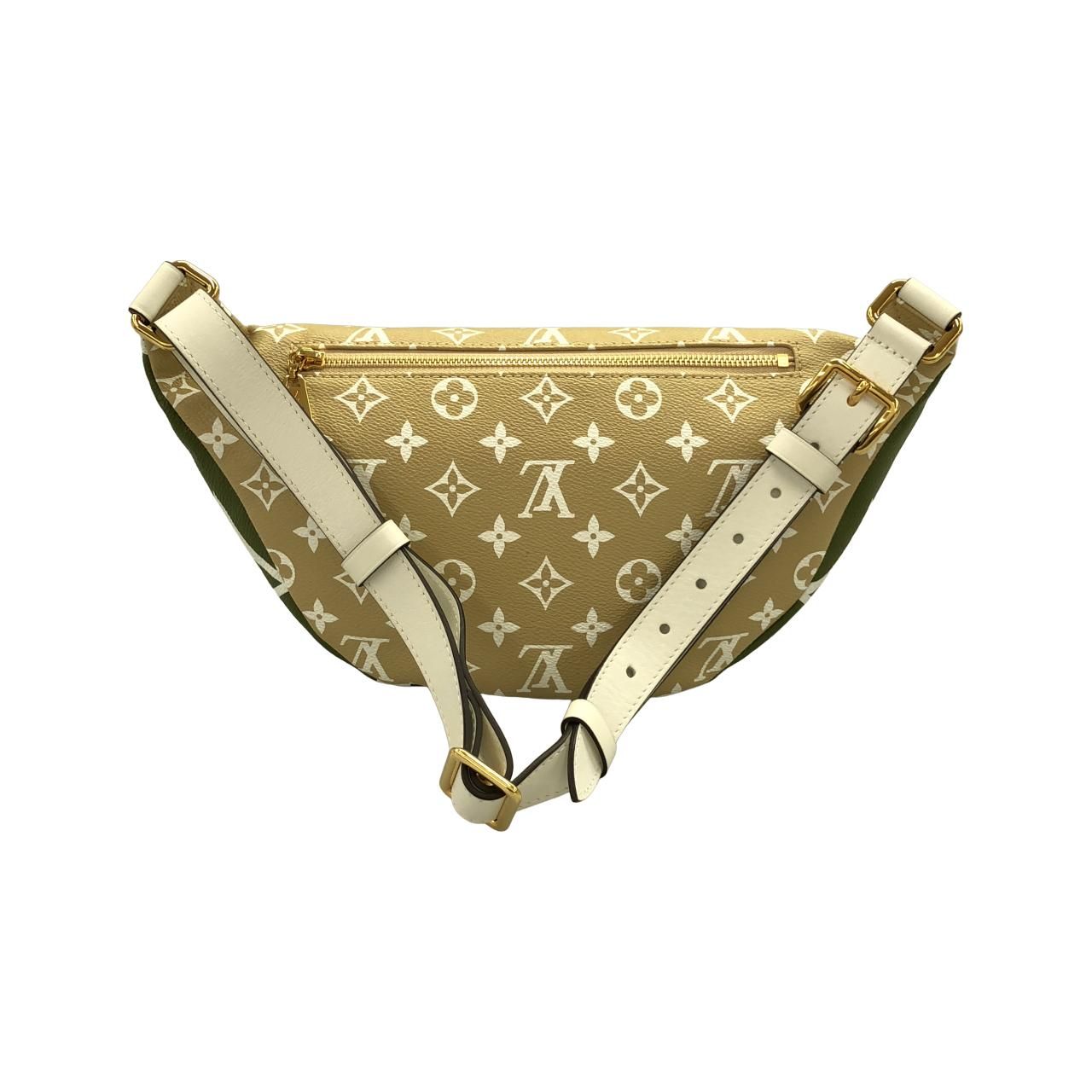 Louis Vuitton Monogram Giant Bum — view 2