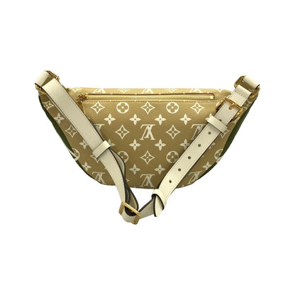 Louis Vuitton Monogram Giant Bum — view 2