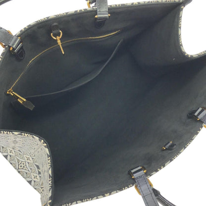 Louis Vuitton On The Go GM — view 7