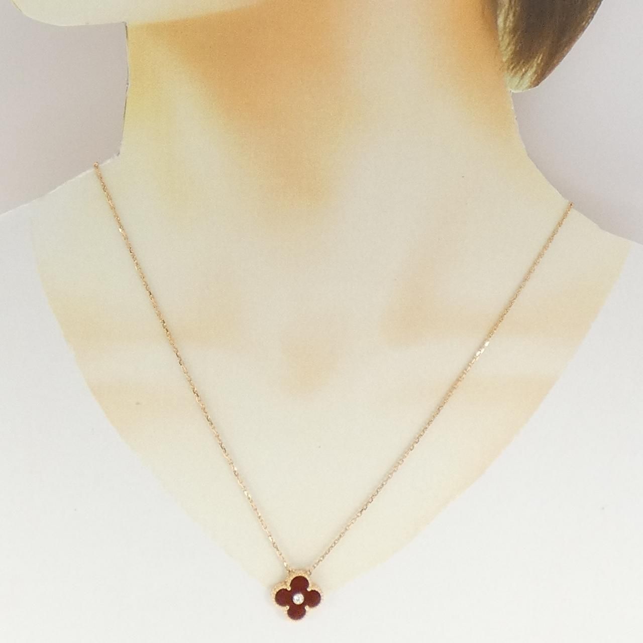 Van Cleef & Arpels Vintage Alhambra Holiday Limited Necklace — view 6