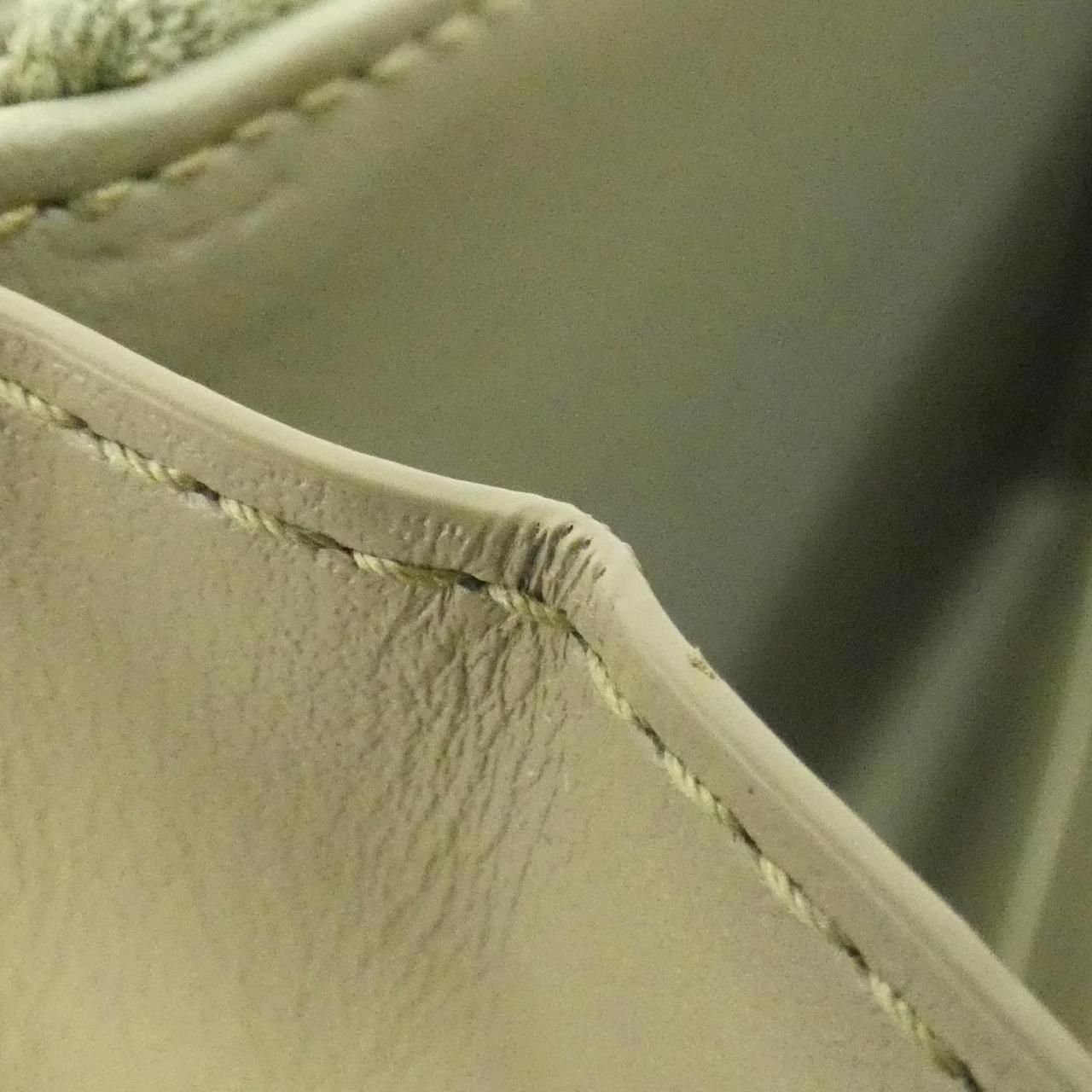 Bottega Veneta Wallet Gold — view 8