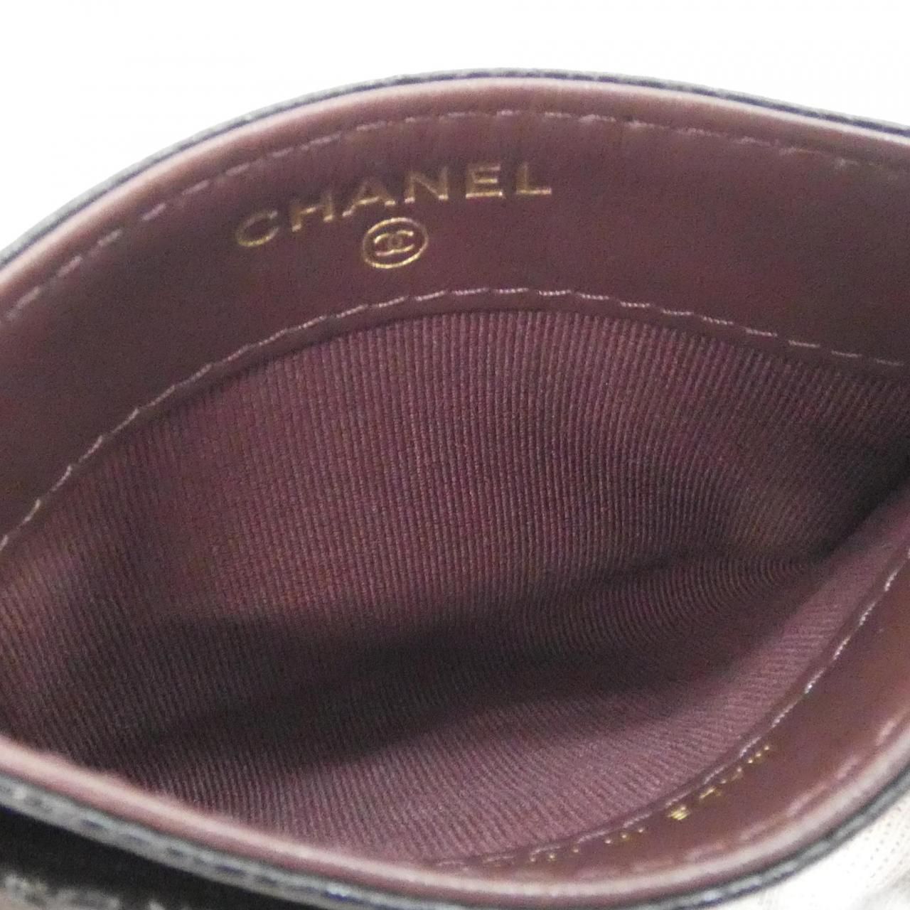 Chanel Timeless Classic Line Card Case — view 6