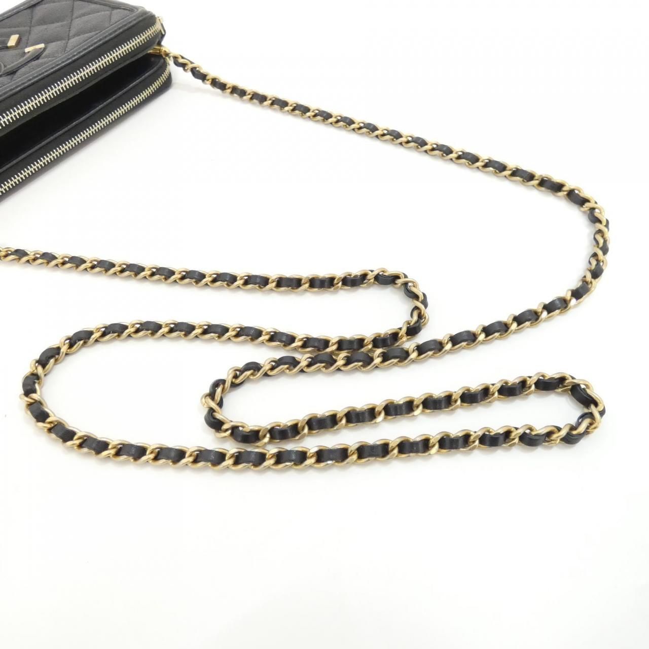 Chanel Chain Shoulder Bag Black — view 8