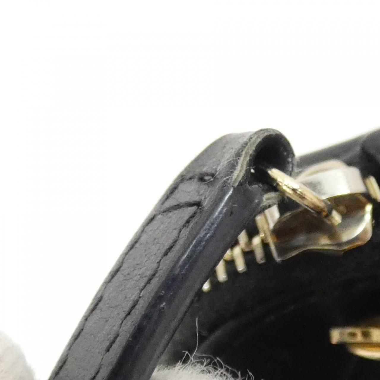 Chanel Chain Shoulder Bag Black — view 7