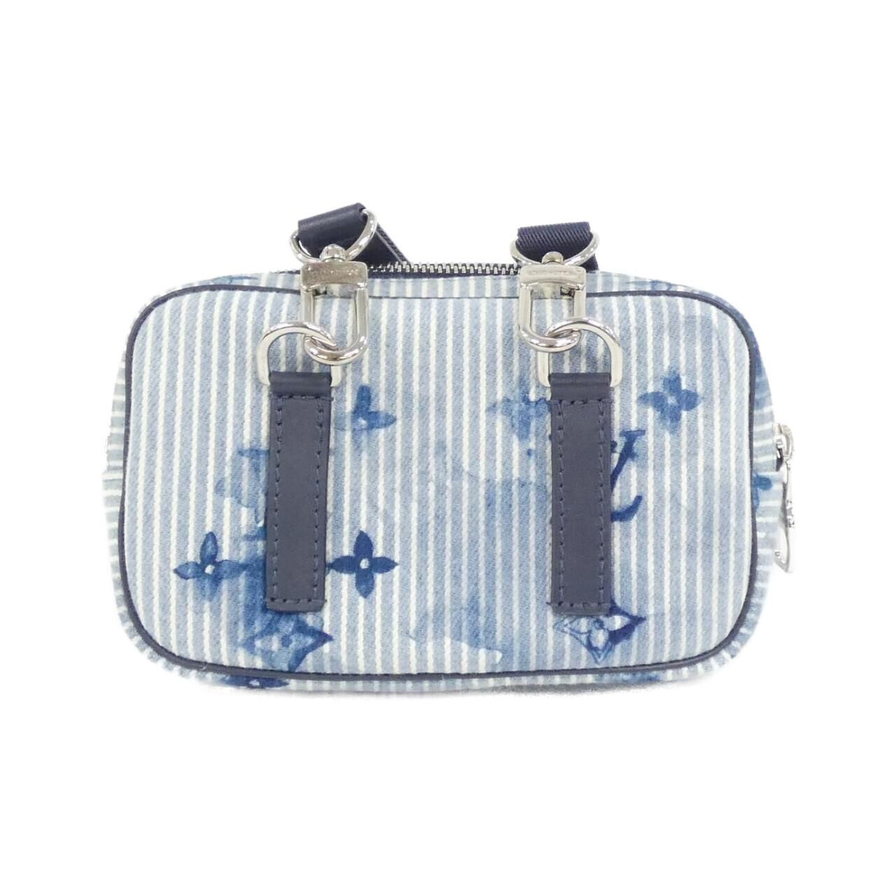 Louis Vuitton Water Monogram Outdoor Pochette Shoulder — view 2