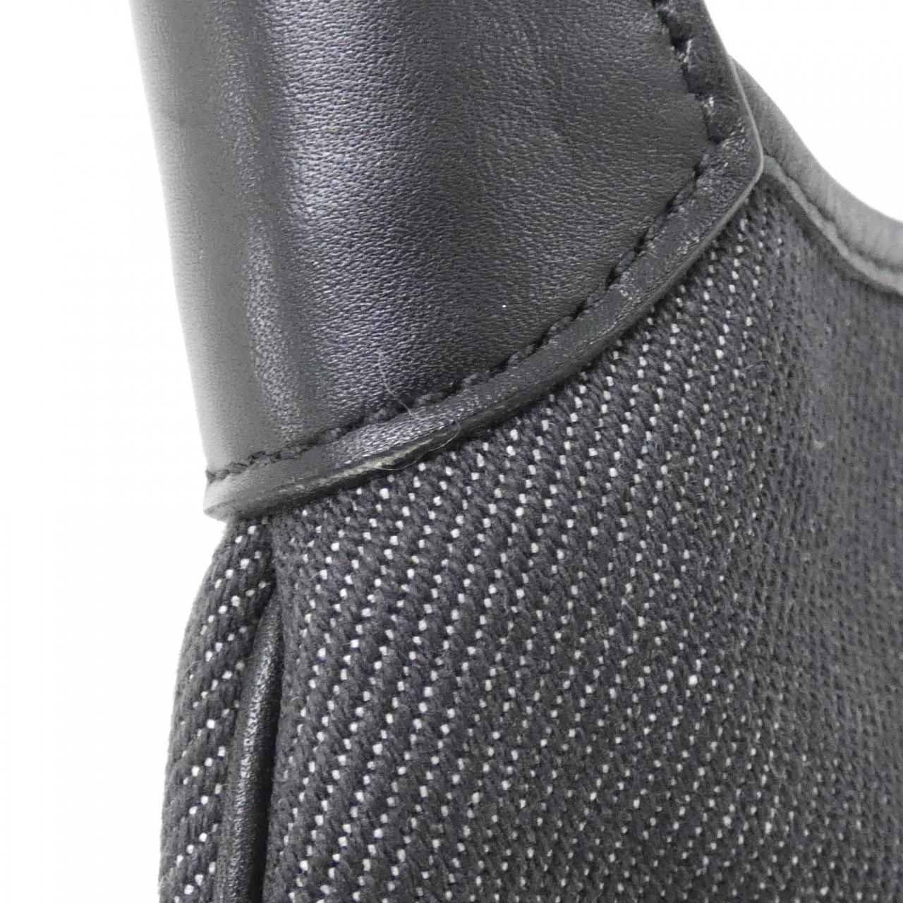 Gucci Shoulder Bag Black — view 4