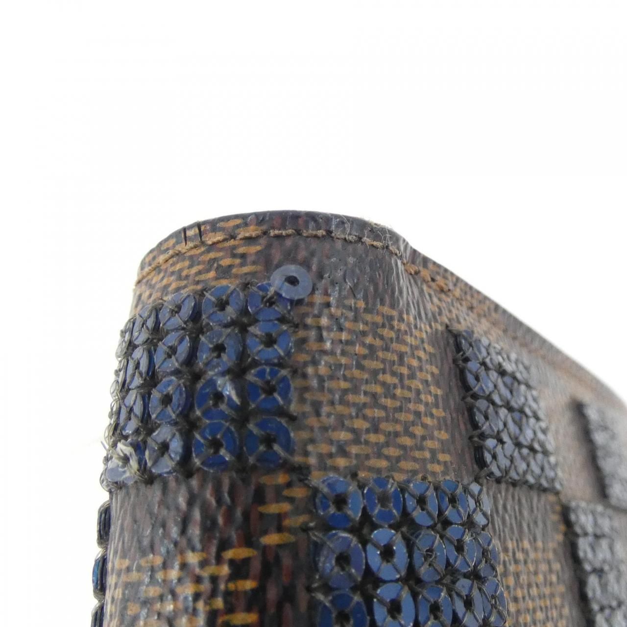 Louis Vuitton Damier Payette Zippy Wallet — view 5