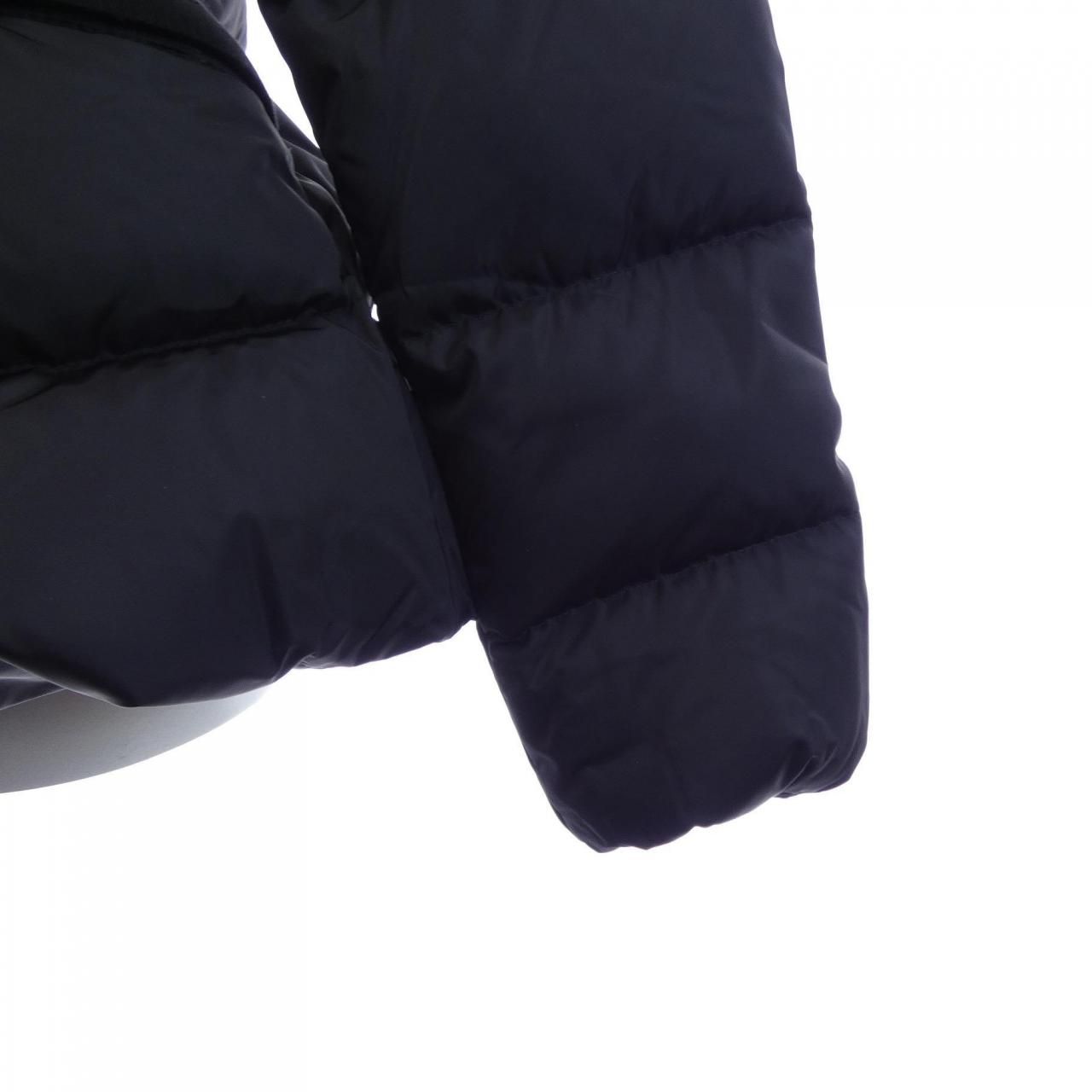 Moncler Avoce Down Jacket — view 9