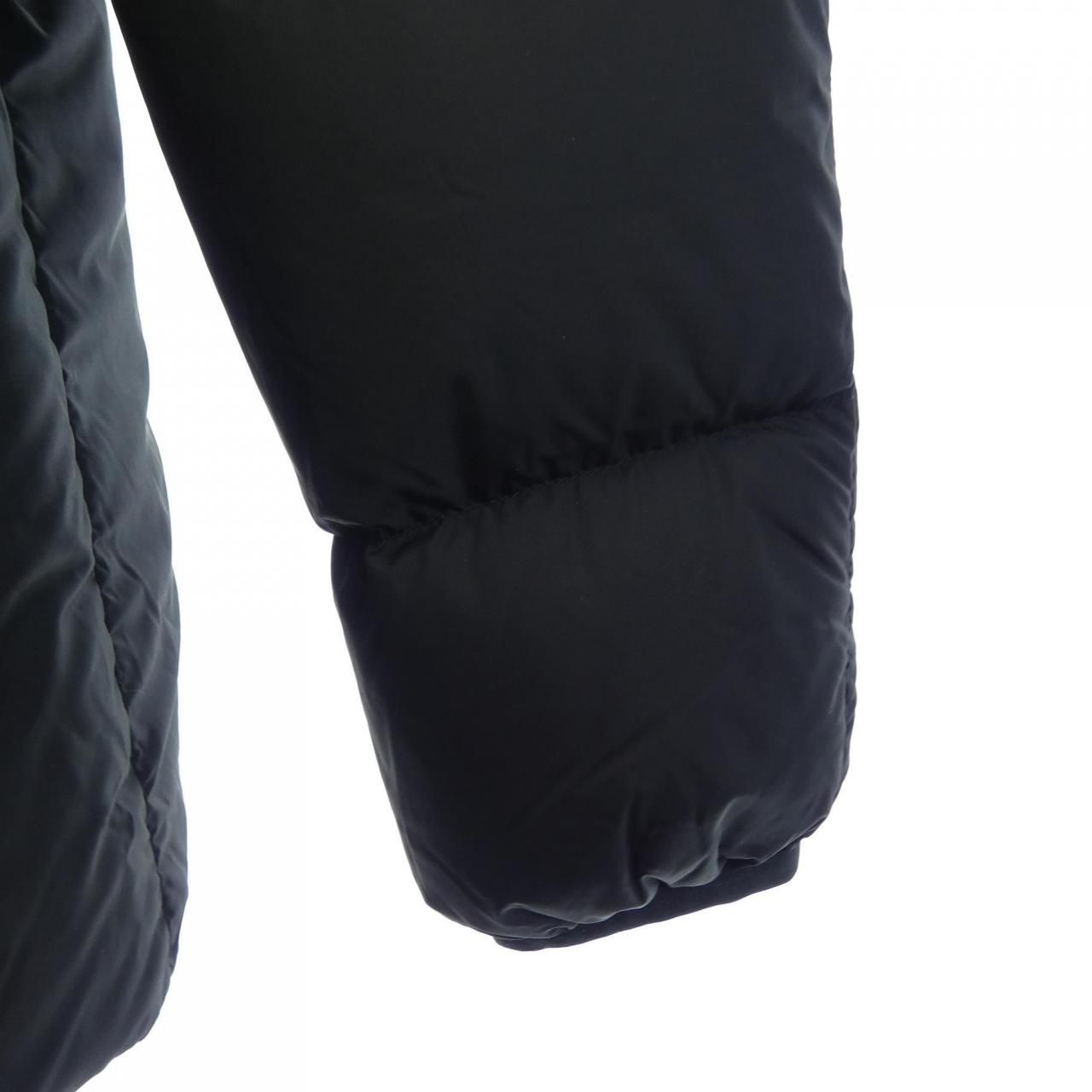 Moncler Montcla Down Jacket — view 7