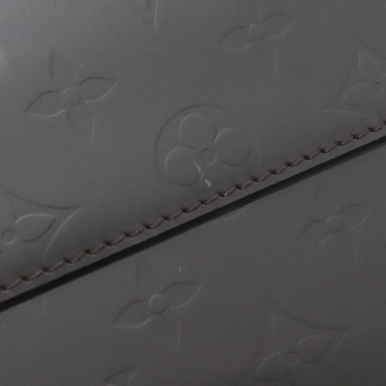 Louis Vuitton Monogram Glace Fonge Shoulder — view 6