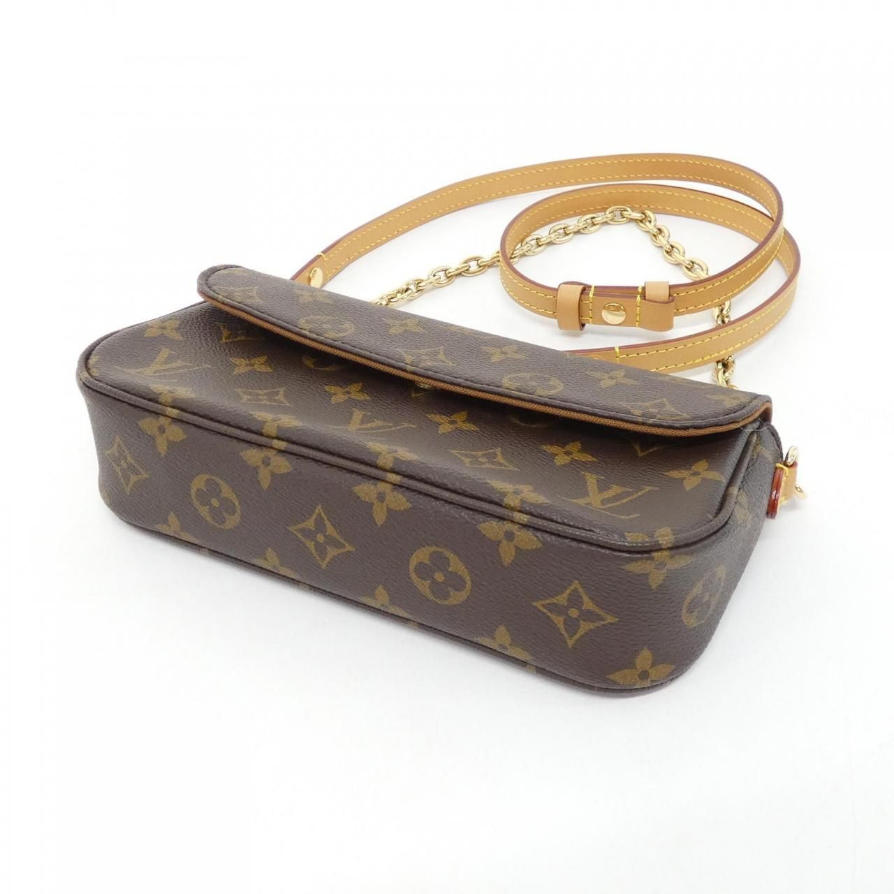 Louis Vuitton Monogram Wallet on Chain Ivy Shoulder — view 3