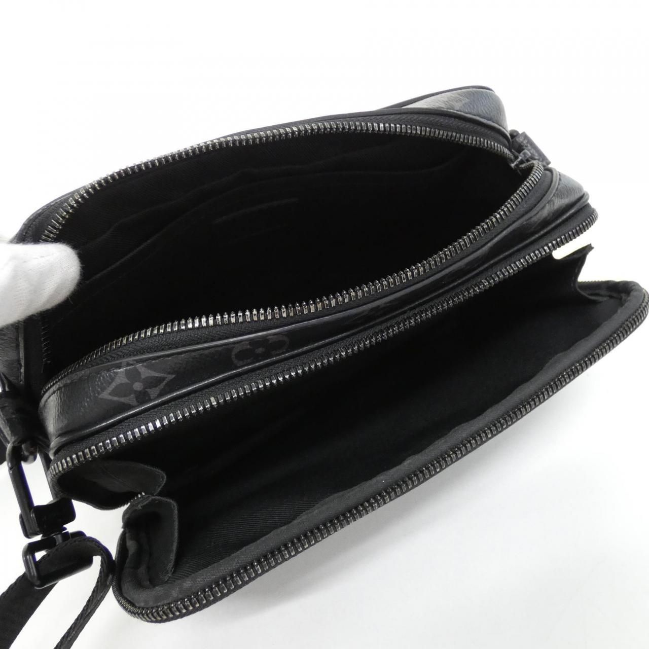 Louis Vuitton Monogram Eclipse Alpha Messenger Shoulder — view 7