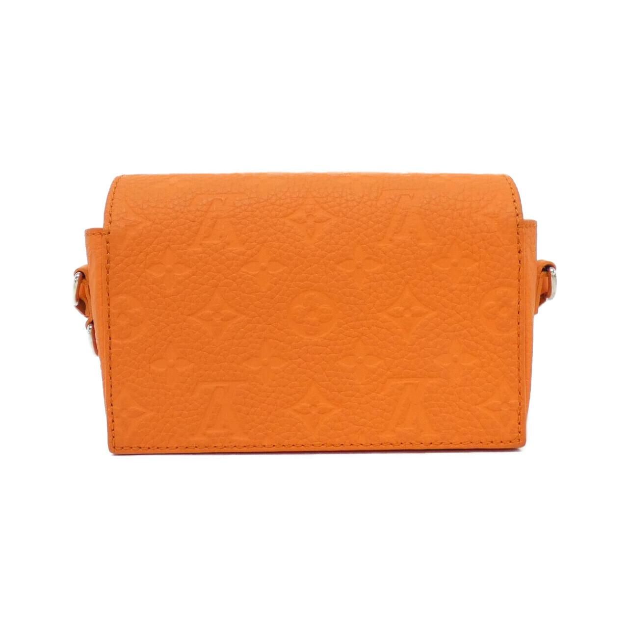 Louis Vuitton Taurillon Monogram Steamer Wearable Wallet Shoulder — view 2