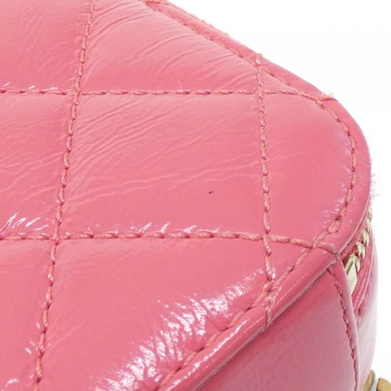 Chanel Shoulder Bag Pink — view 3