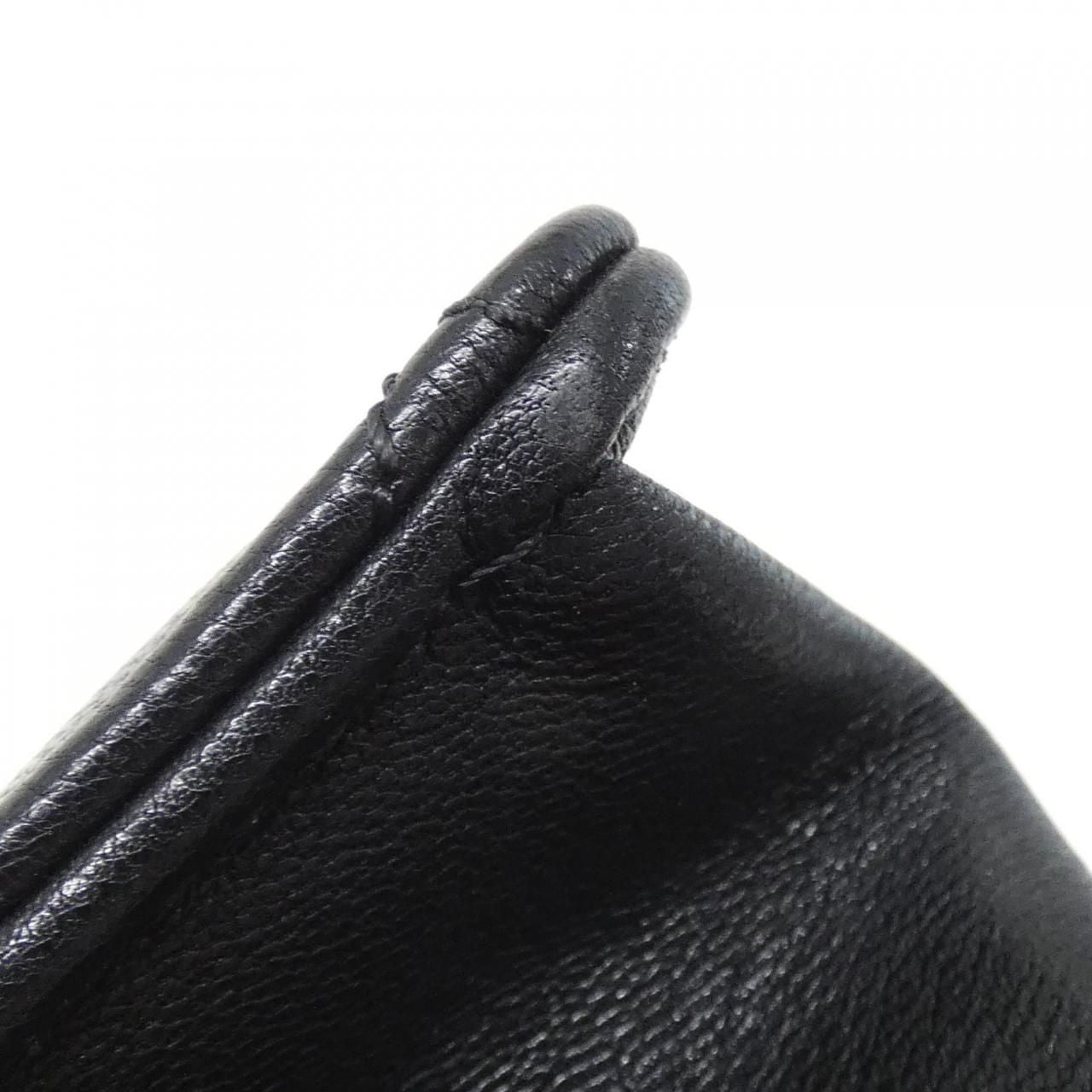 Chanel Shoulder Bag Black — view 3