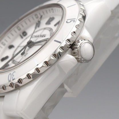 Chanel 33 Ceramic Quartz Watch — view 2