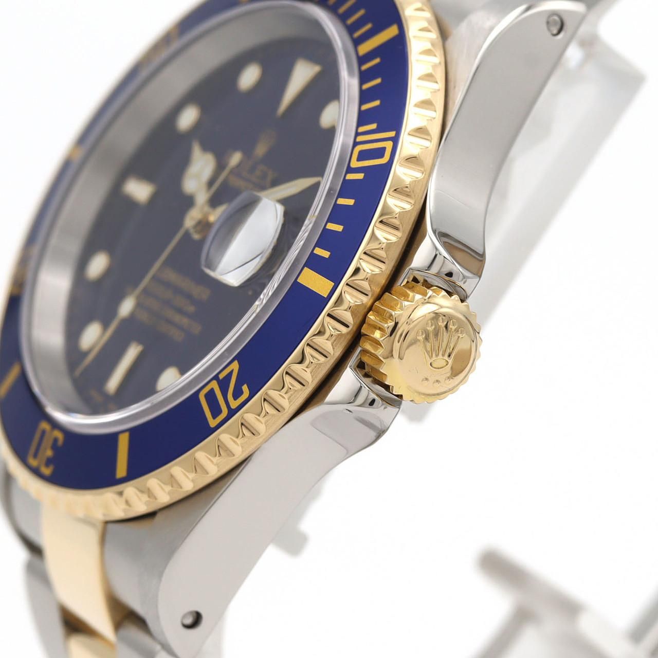 Rolex Submariner Date Automatic Winding a Number Watch — view 4