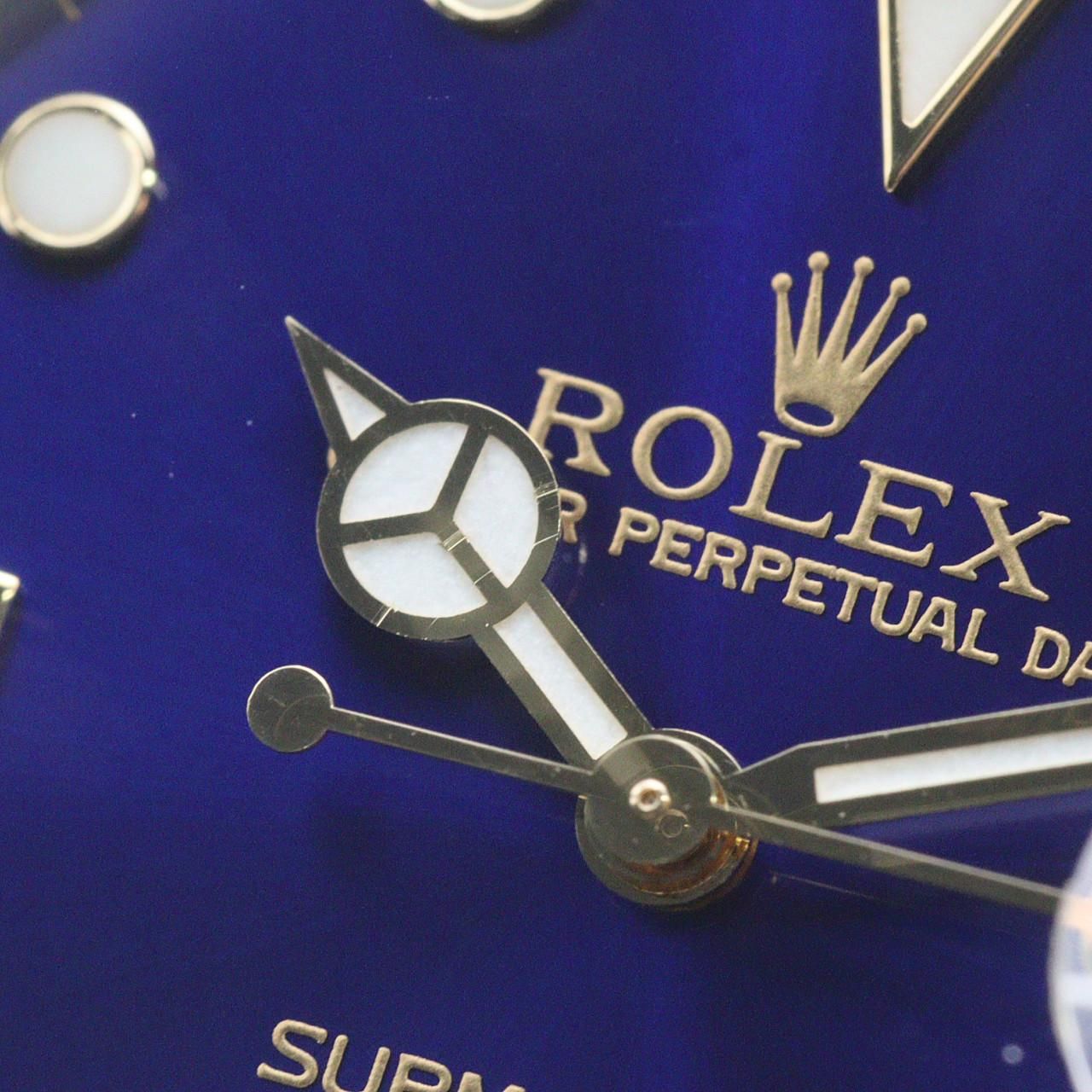 Rolex Submariner Date Automatic Winding a Number Watch — view 8