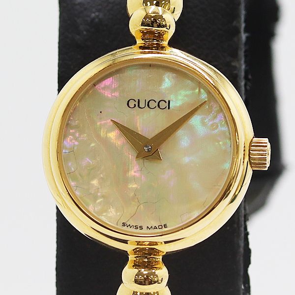 Gucci Bangle Watch Quartz Shell Dial