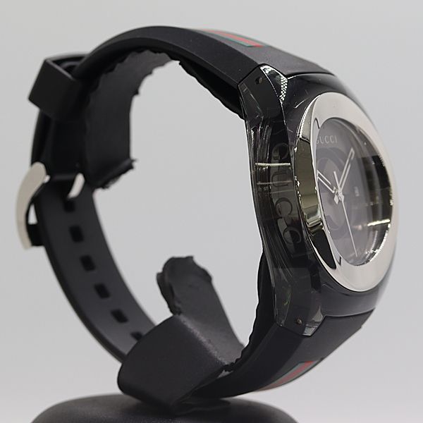 Gucci 137.1 Quartz Date Gray Dial Watch — view 3