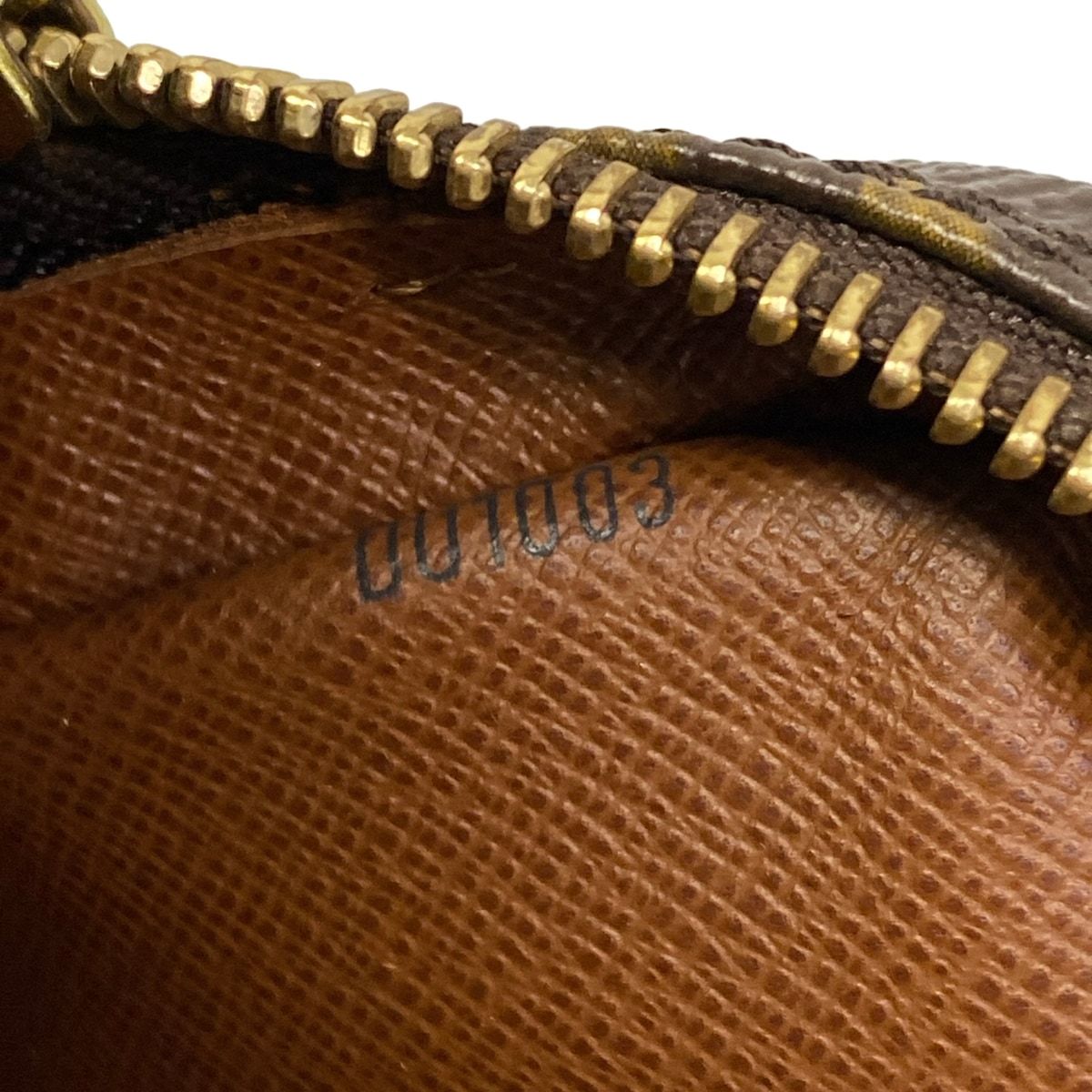 Louis Vuitton Shoulder Bag Monogram Pochette Ma Roulis Bandouliere — view 9