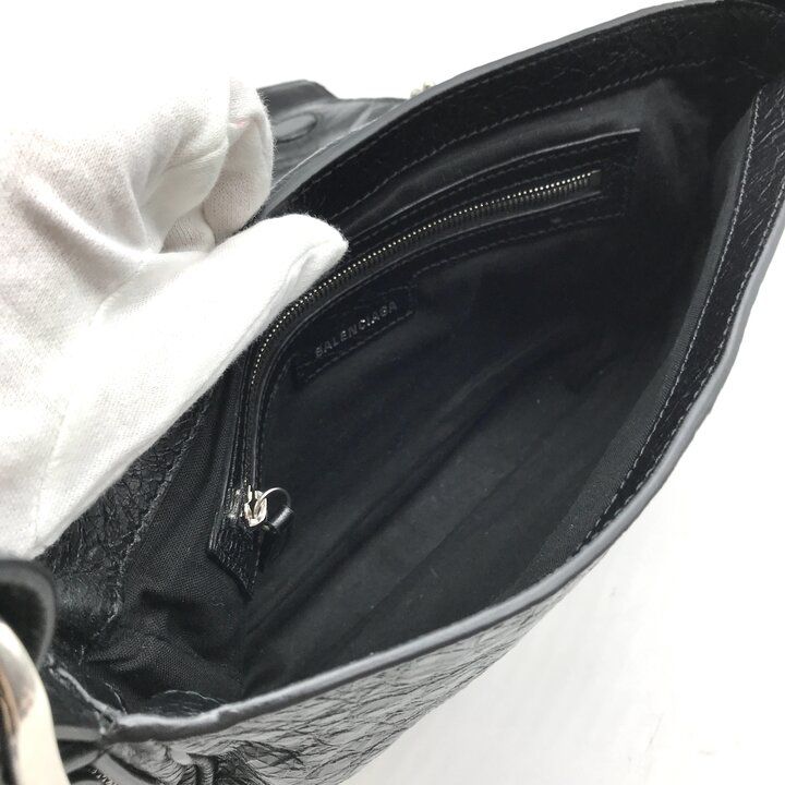 Balenciaga le Cagole Shoulder Bag Black Purse — view 9