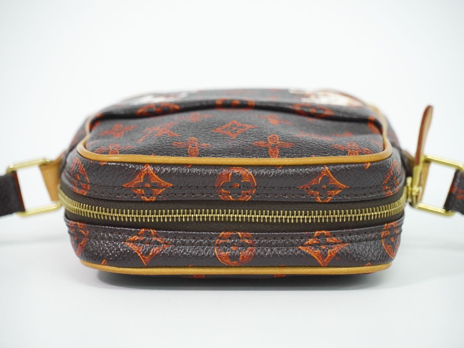 Louis Vuitton LV Panam Set Monogram Small Shoulder Bag Pochette Brown — view 5