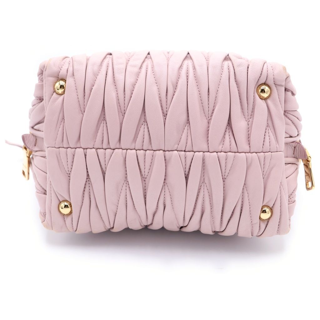 Miu Miu Matelasse 2-Way Shoulder Bag Pink Leather Gold — view 4