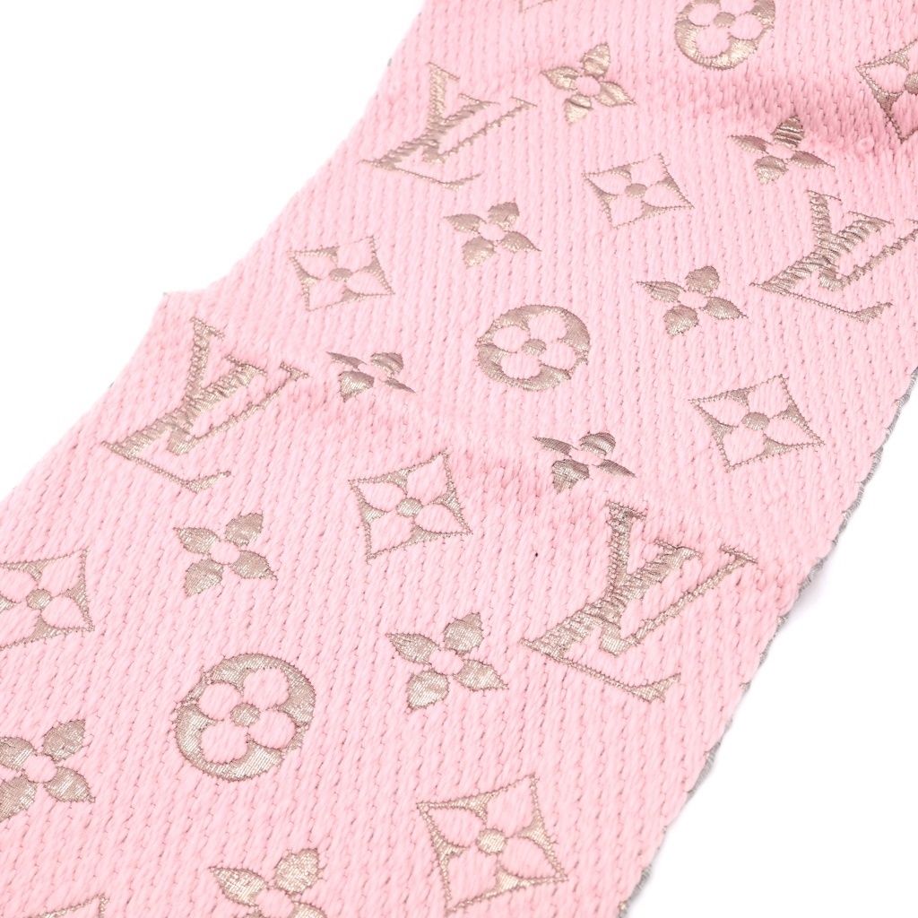 Louis Vuitton Monogram Echarpe Logo Mania Shine Scarf Pink — view 3