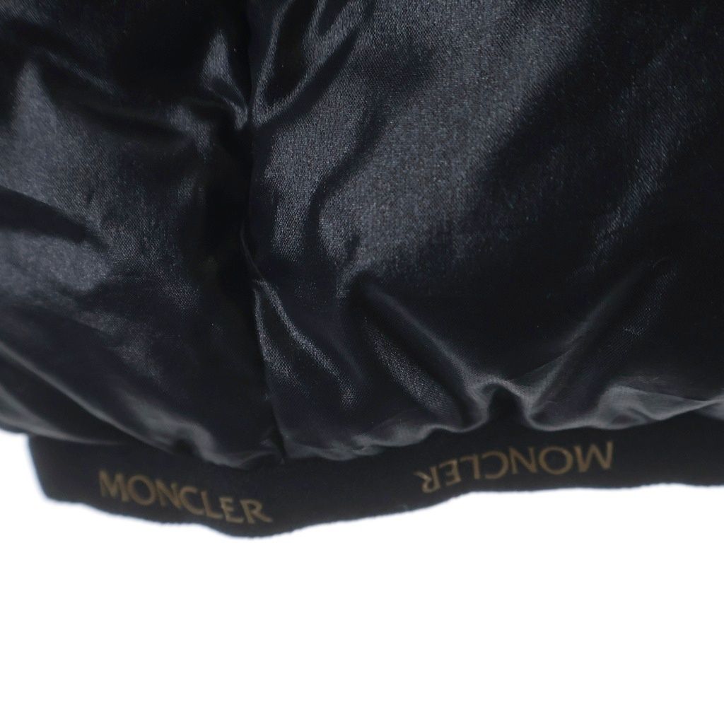 Moncler Abbadia Short Down Jacket Black — view 6