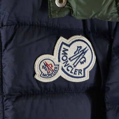 Moncler Bramant Patch Logo Hooded Down Jacket Navy — view 5