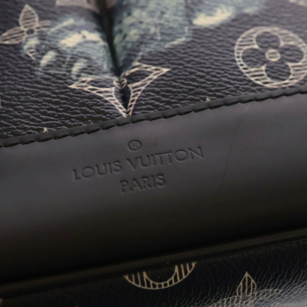 Louis Vuitton Monogram Savannah Chapman Messenger Shoulder Bag Navy — view 6