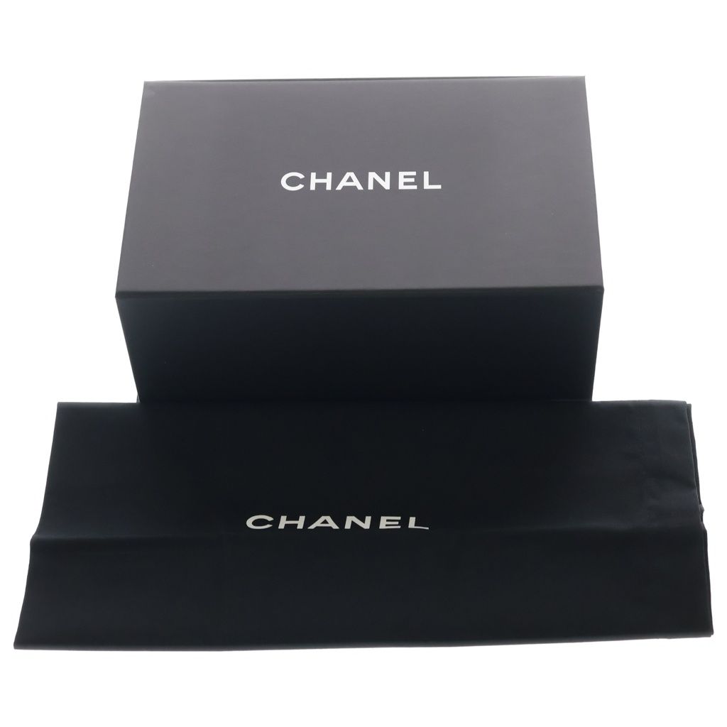 Chanel Chain Shoulder Bag Quilted CC Logo Round Cocoball Lambskin — view 7