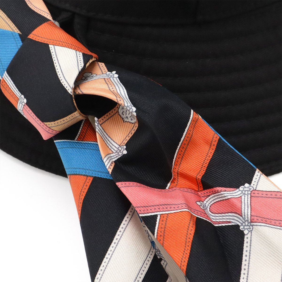 Hermes Hat Twill with Scarf 52% Polyester 28% Rayon 20% Polyurethane Black 56 — view 5