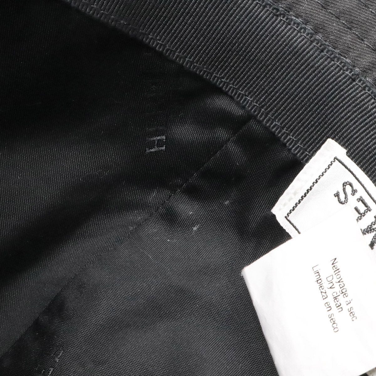Hermes Hat Twill with Scarf 52% Polyester 28% Rayon 20% Polyurethane Black 56 — view 6
