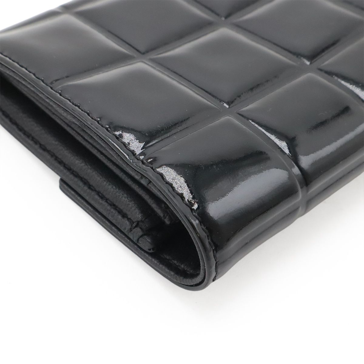 Chanel Choco Bar Coin Purse Enamel Patent Leather Black Silver — view 3