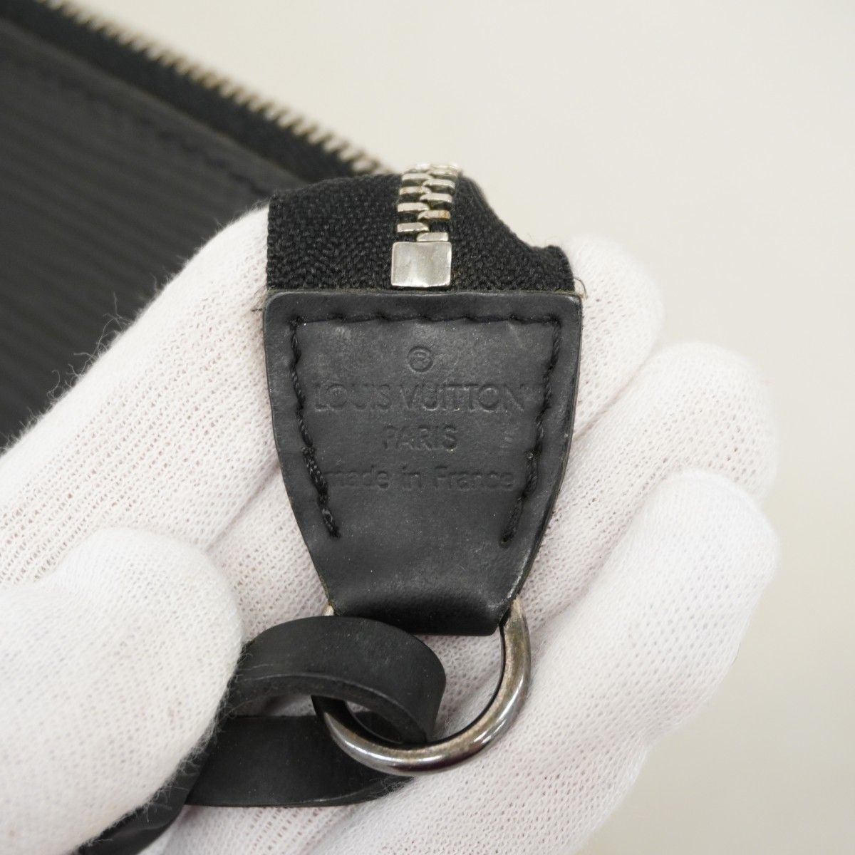 Louis Vuitton Pouch Epi Pochette Noir — view 5