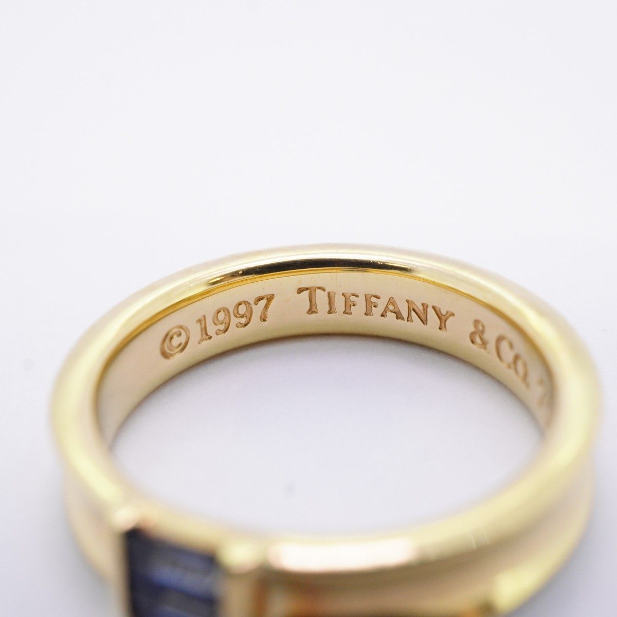 Tiffany & Co Ring Stacking 18k Yellow Gold Saffiano Blue — view 4