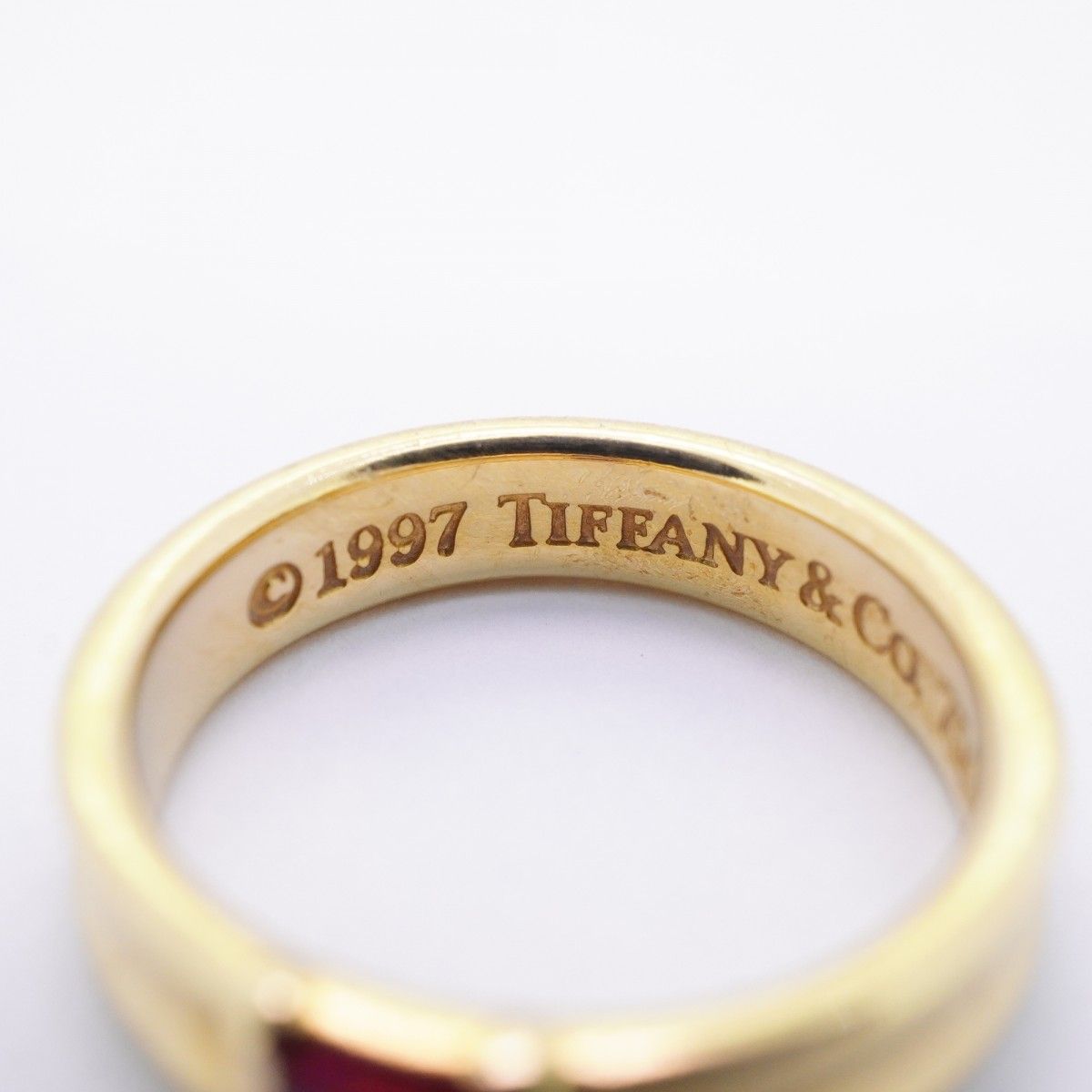 Tiffany & Co Ring Stacking 18k Yellow Gold Ruby — view 4