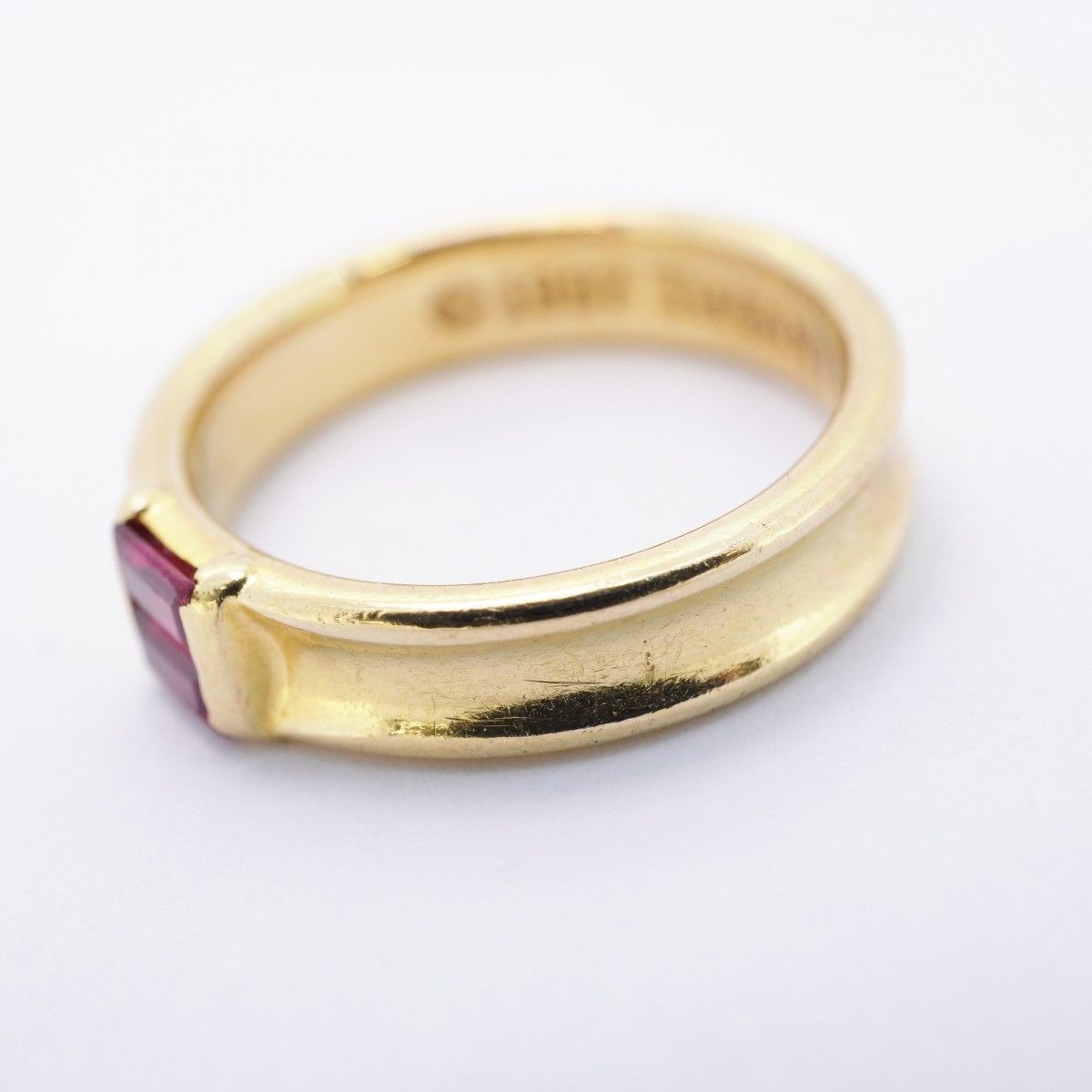 Tiffany & Co Ring Stacking 18k Yellow Gold Ruby — view 9