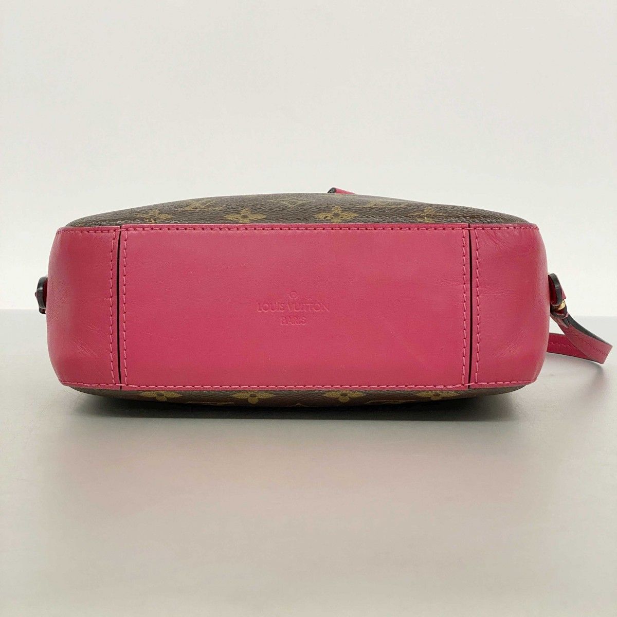Louis Vuitton Handbag Monogram Saintonge Frisia 2-Way — view 3