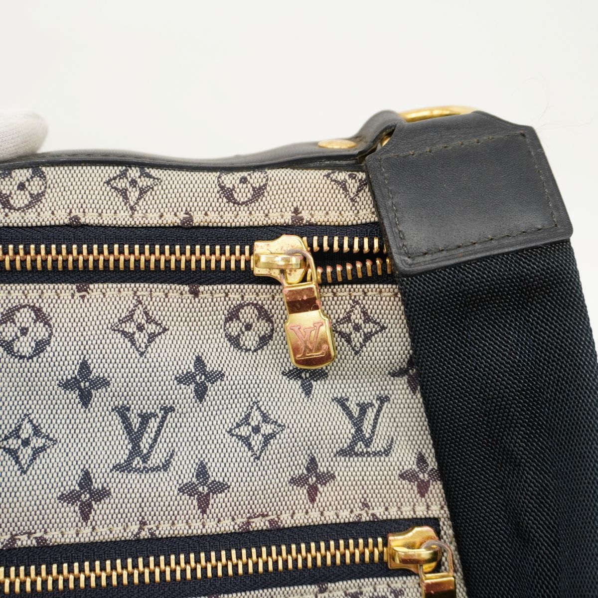 Louis Vuitton Shoulder Bag Monogram Mini Sac Maman Blue — view 9