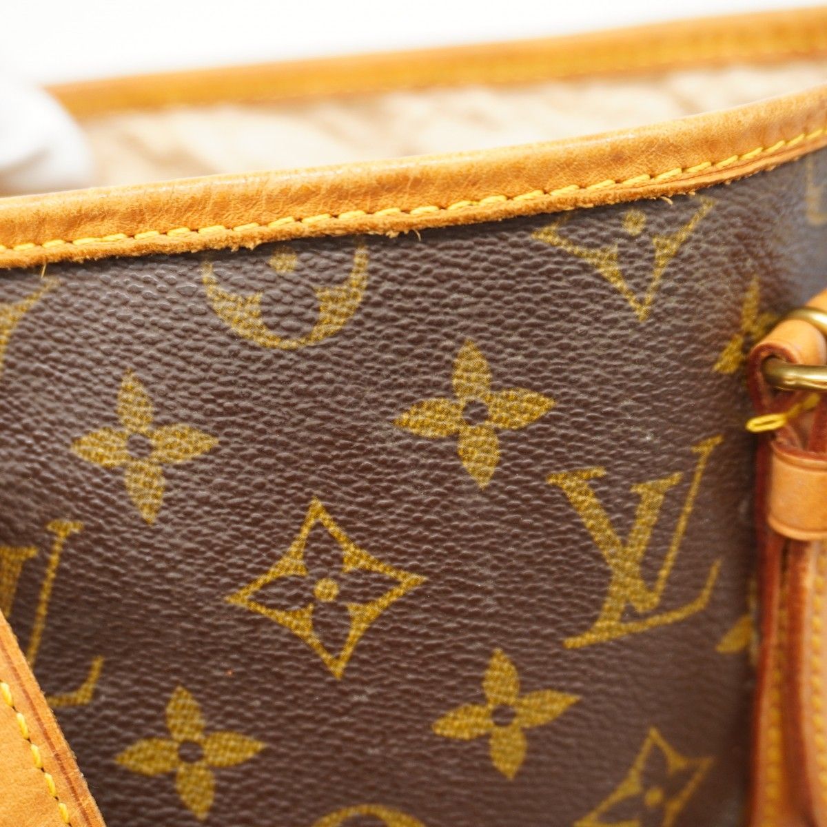Louis Vuitton Tote Monogram Bucket GM Brown — view 8