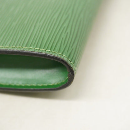 Louis Vuitton Pouch Epi Pochette Borneo Green — view 8