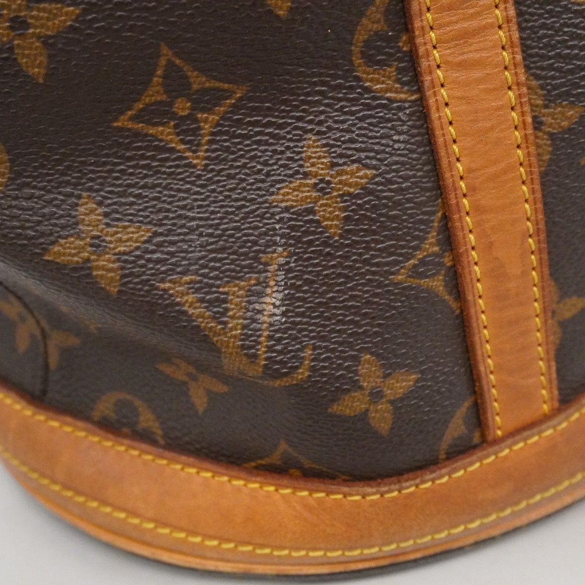 Louis Vuitton Tote Monogram Bucket GM Brown — view 8